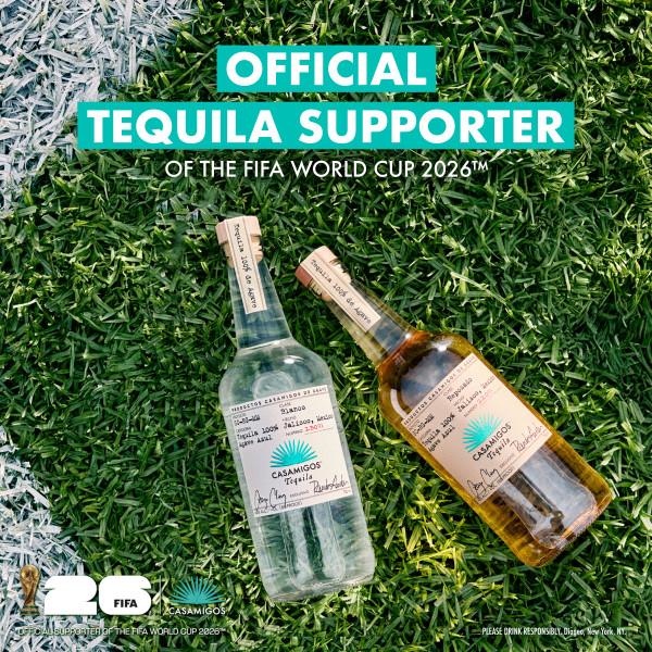 CASAMIGOS REPOSADO TEQUILA BOTTLE WITH FIFA WORLD CUP 2026™ COCKTAIL SHAKER