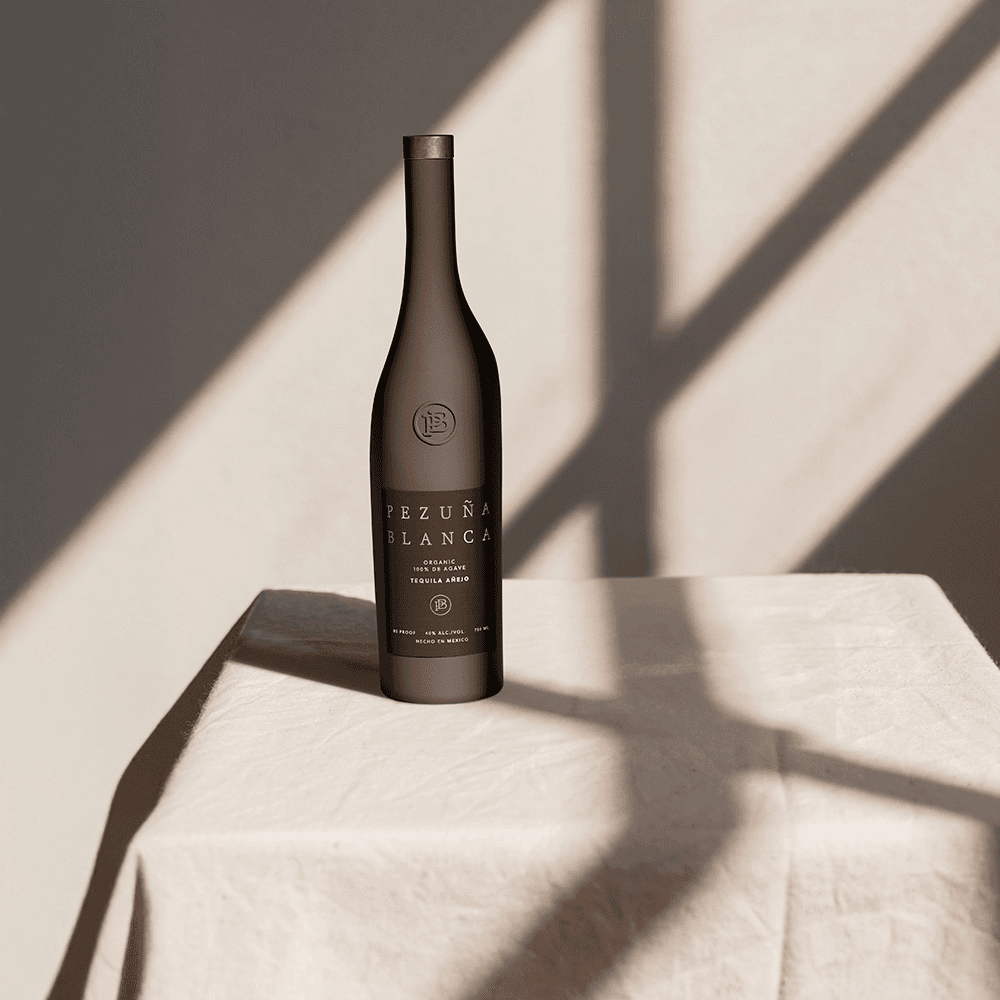 PEZUÑA BLANCA ORGANIC AÑEJO TEQUILA