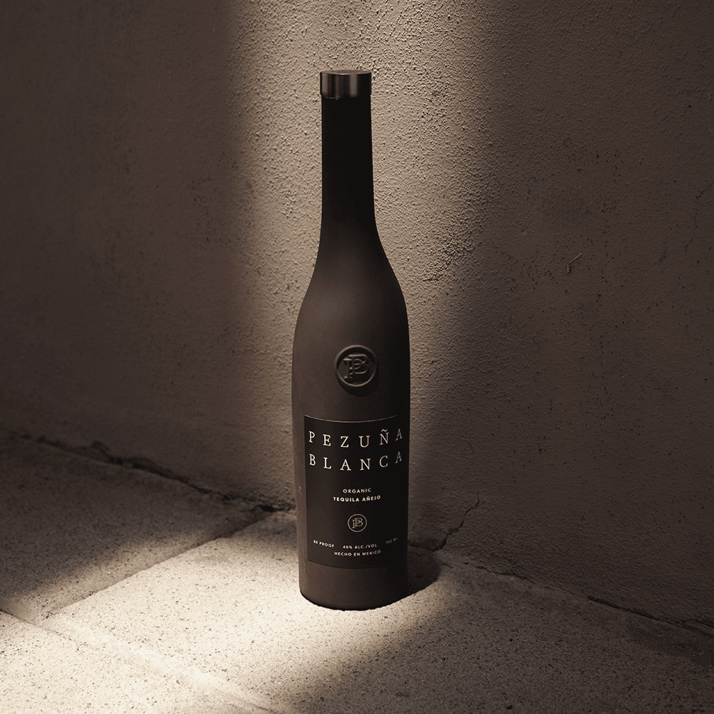 PEZUÑA BLANCA ORGANIC AÑEJO TEQUILA