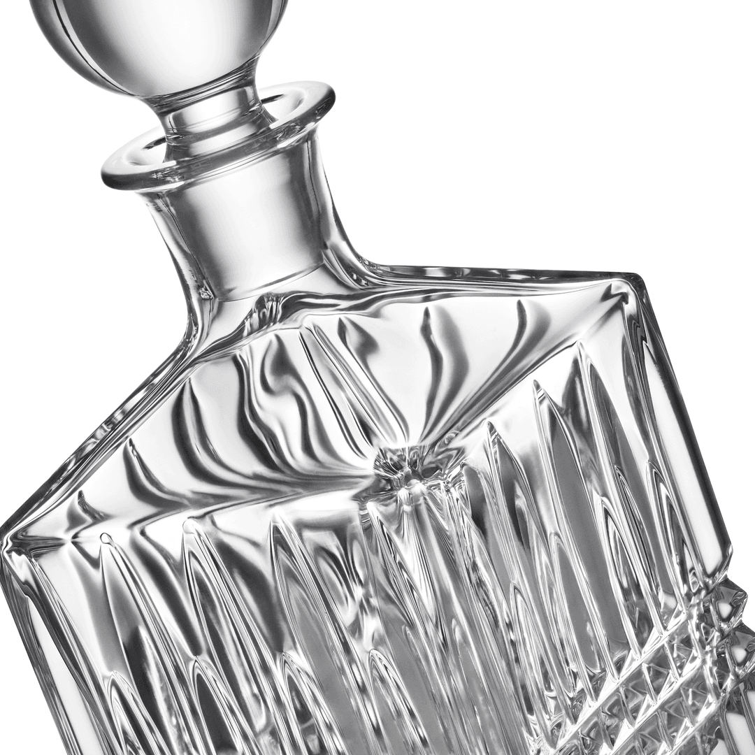 WATERFORD LISMORE DIAMOND SQUARE DECANTER