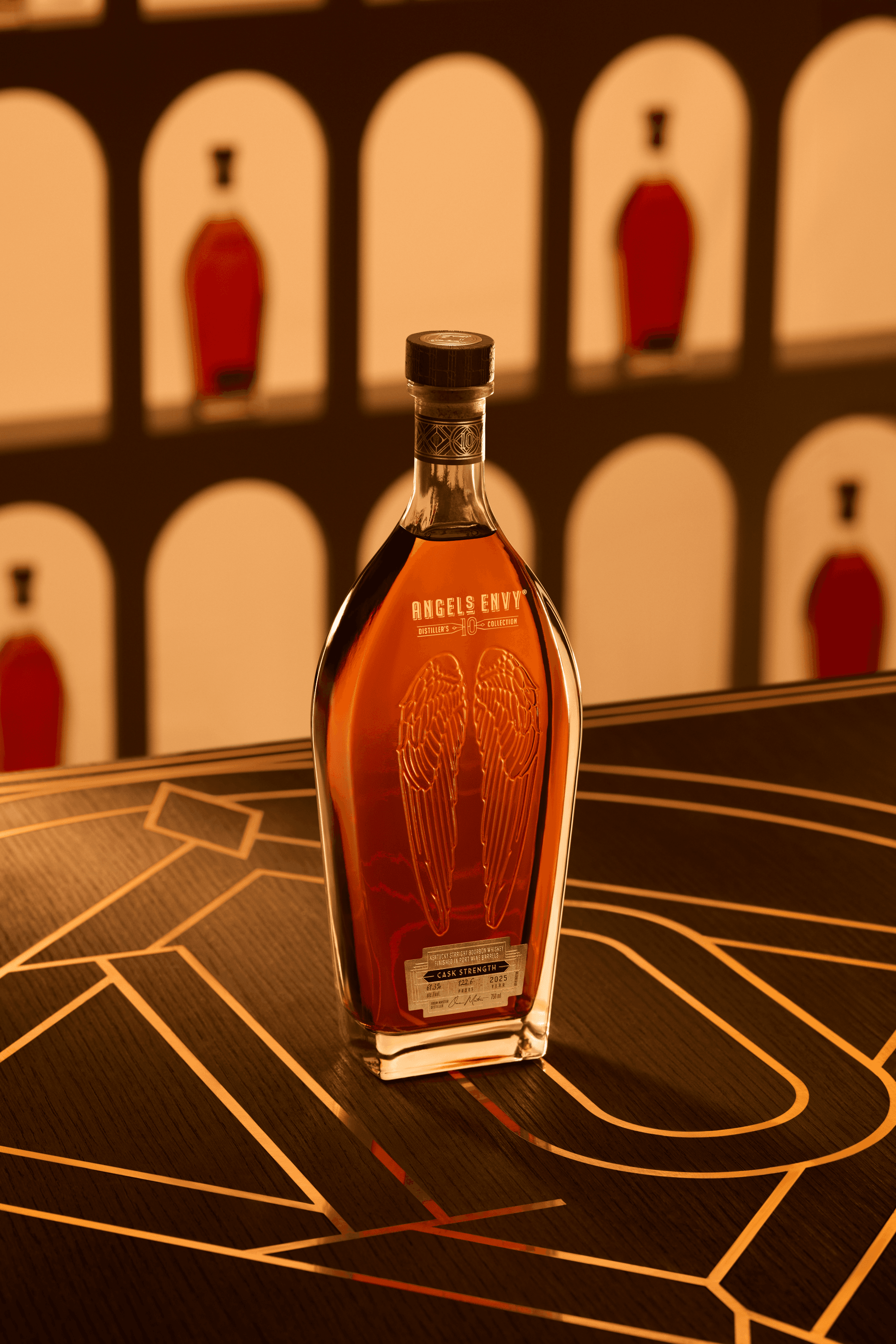 ANGEL'S ENVY 10 CASK STRENGTH KENTUCKY STRAIGHT BOURBON