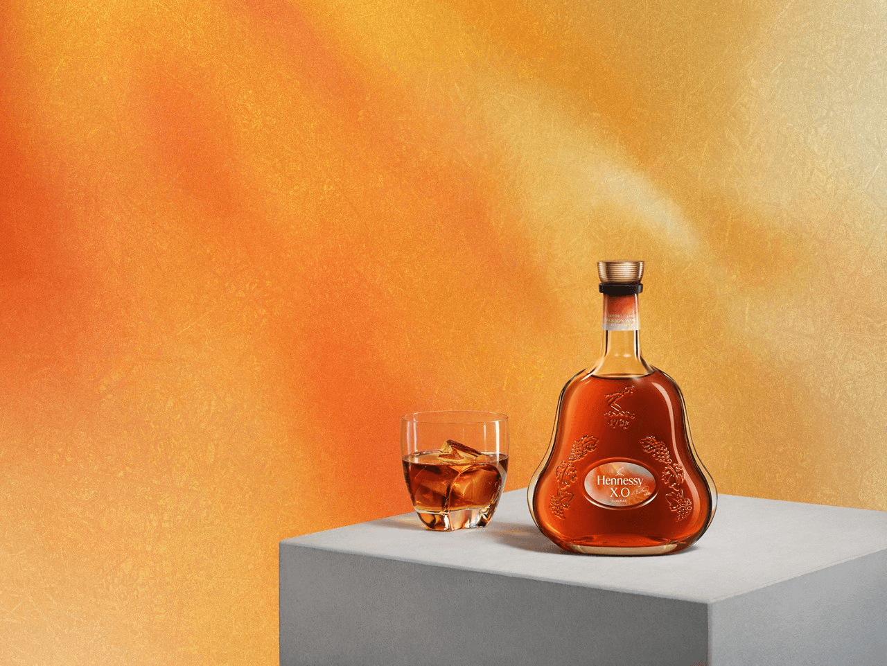 HENNESSY X.O MID AUTUMN FESTIVAL LIMITED EDITION BY JACKSON WANG