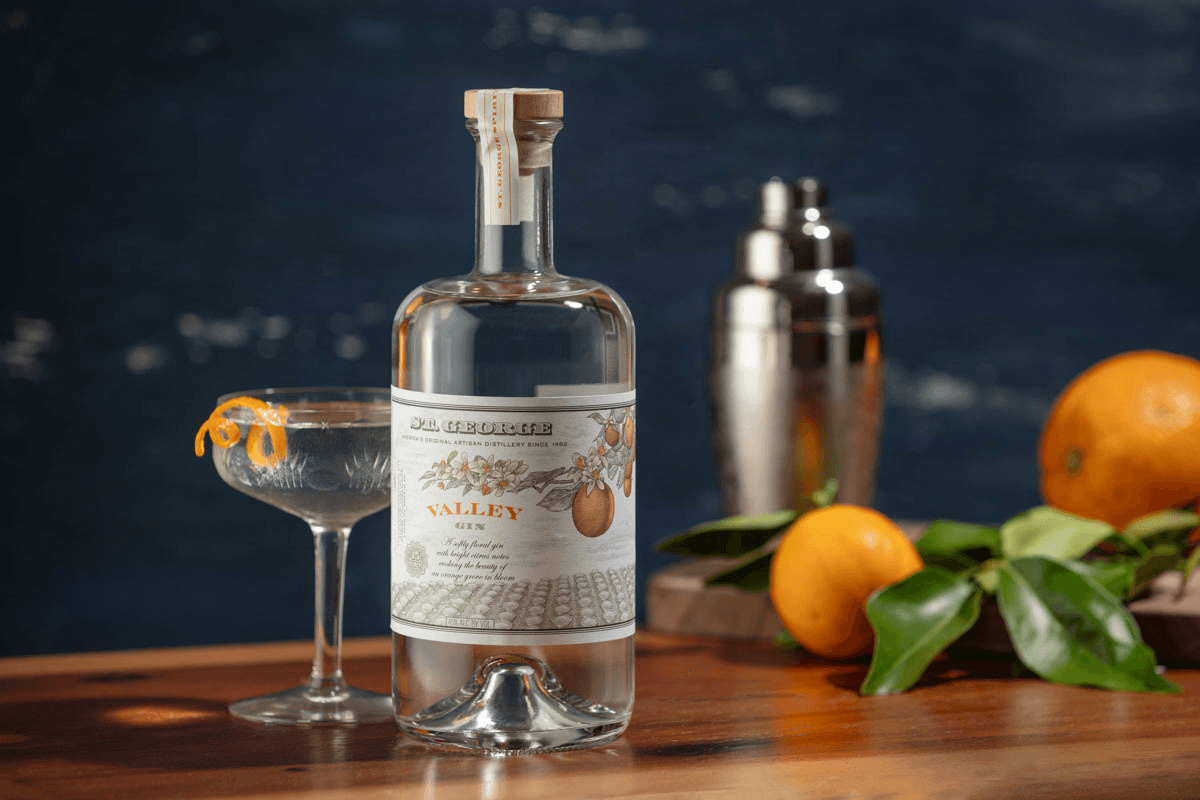 ST. GEORGE VALLEY GIN