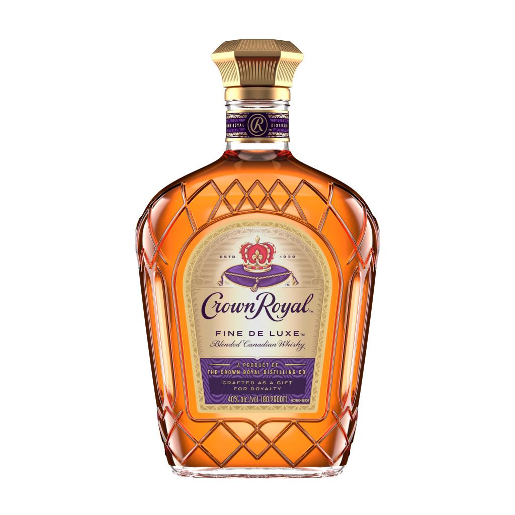 CROWN ROYAL® DE LUXE BLENDED WHISKY