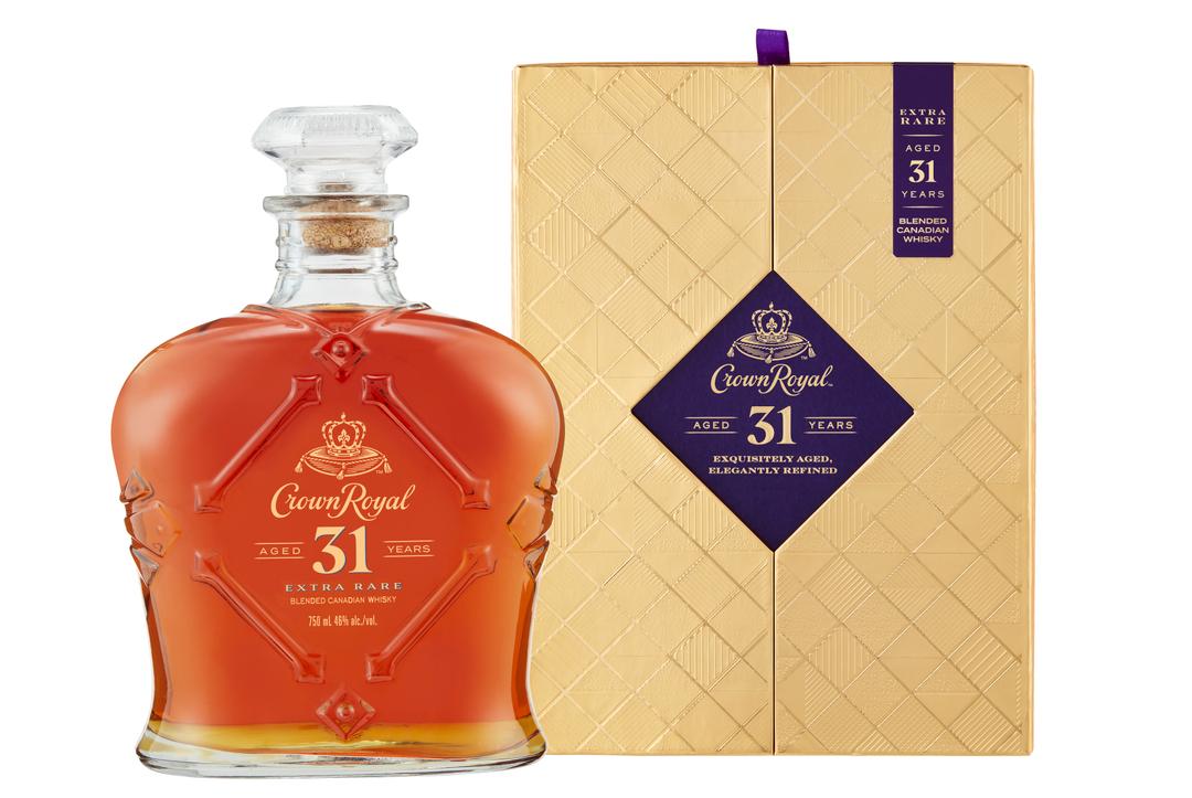 CROWN ROYAL EXTRA RARE 31 YEAR OLD WHISKY
