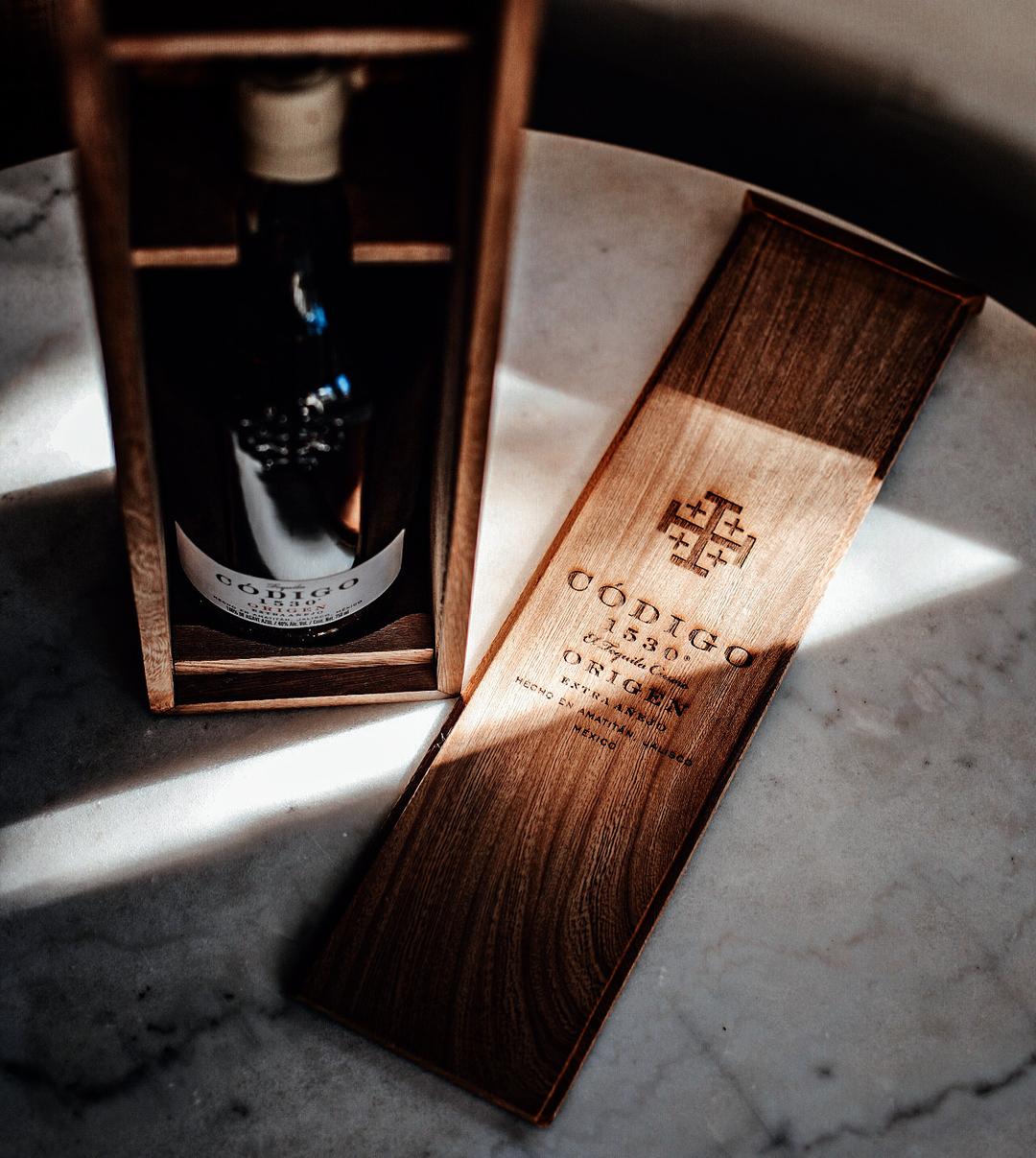 CÓDIGO 1530 ORIGEN EXTRA AÑEJO TEQUILA