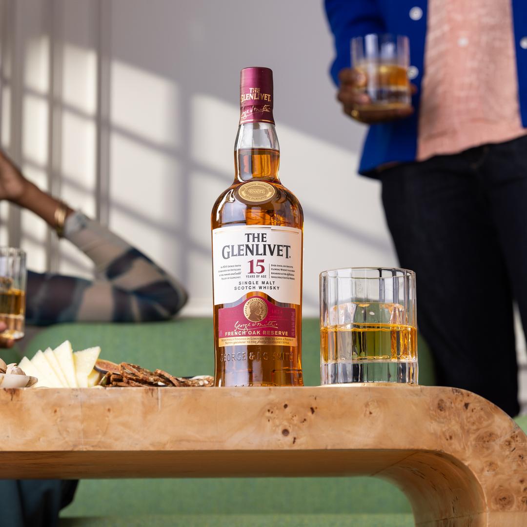 THE GLENLIVET 15 YEAR OLD SCOTCH WHISKY