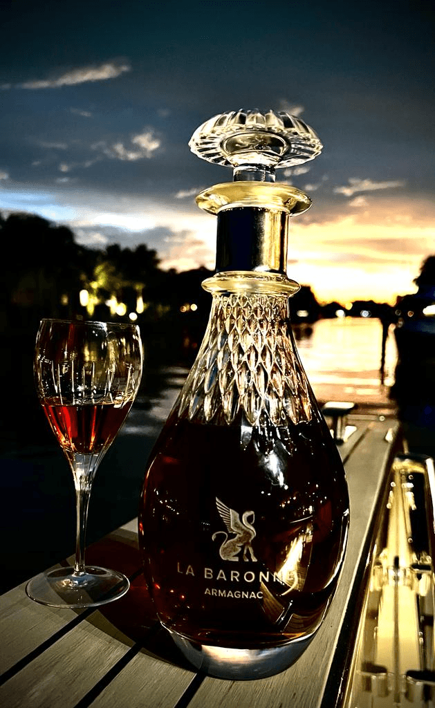 BAS ARMAGNAC LA BARONNE 1952 CRISTAL BRANDY