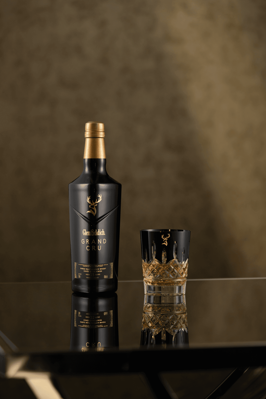 GLENFIDDICH 23 YEAR OLD GRAND CRU SINGLE MALT SCOTCH WHISKY