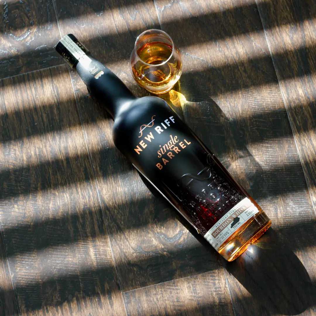 NEW RIFF BARREL PROOF BOURBON WHISKEY S3B28