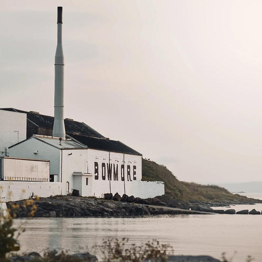 DISTILLED AT BOWMORE (PEATED) HOGSHEAD EX-SHERRY 2025