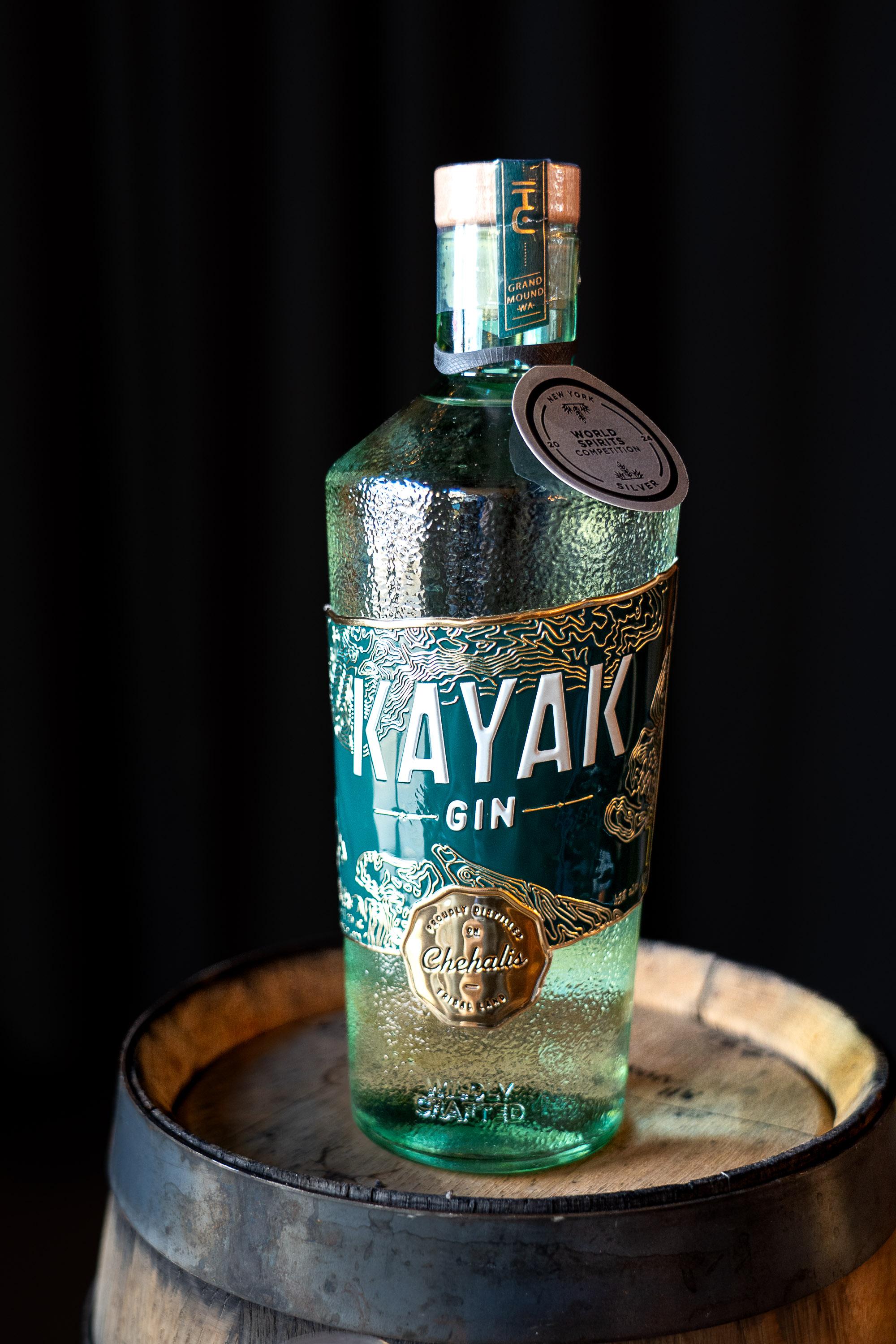 TALKING CEDAR KAYAK GIN