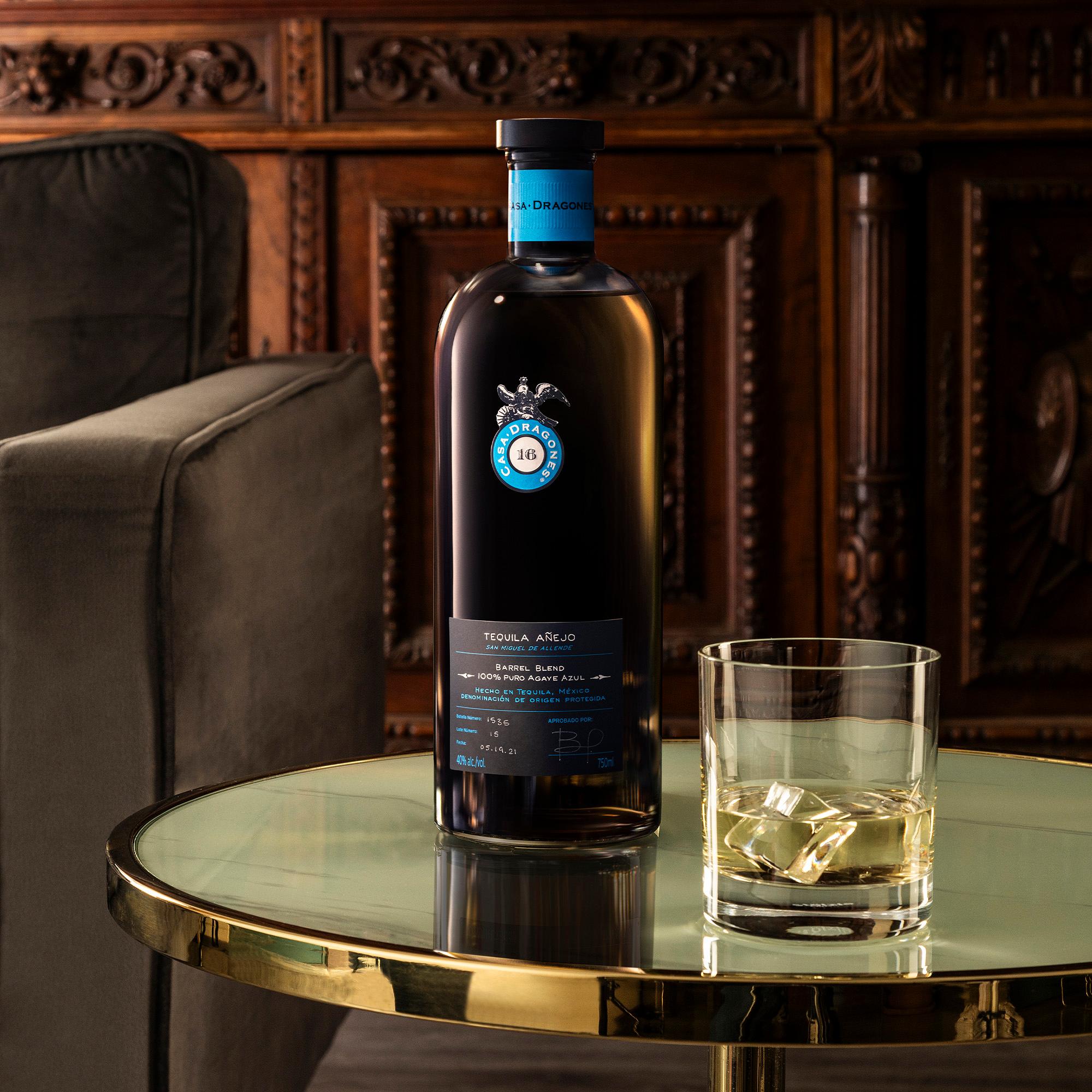 TEQUILA CASA DRAGONES AÑEJO BARREL BLEND