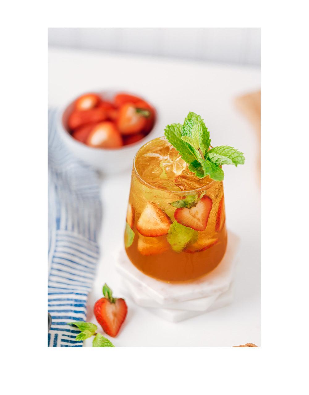 FRANKLY ORGANIC STRAWBERRY VODKA