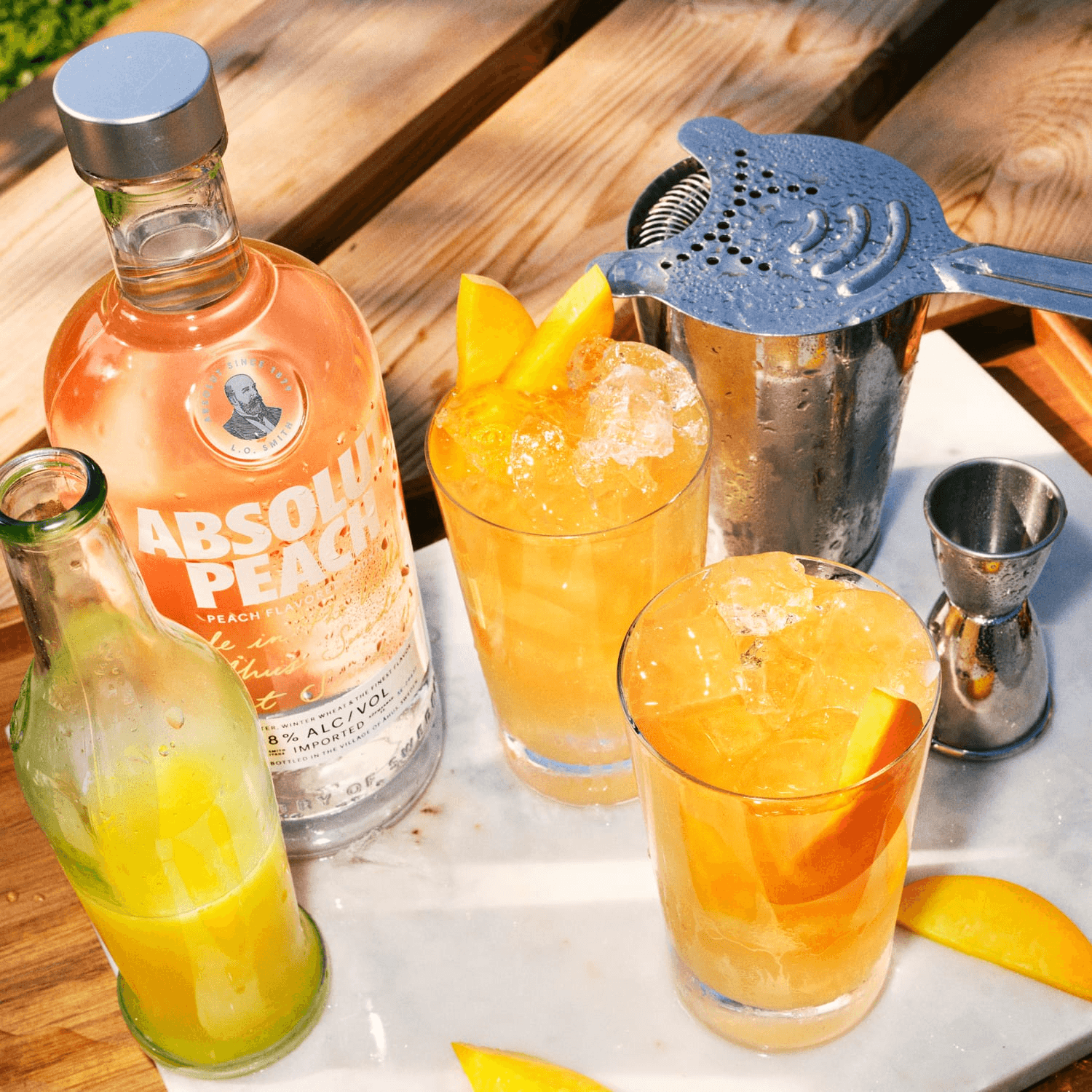ABSOLUT PEACH VODKA