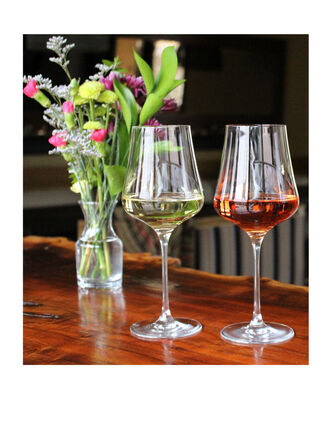 Set of Two StandArt Wine Glasses - Gabriel Glas – Mudpie San Francisco
