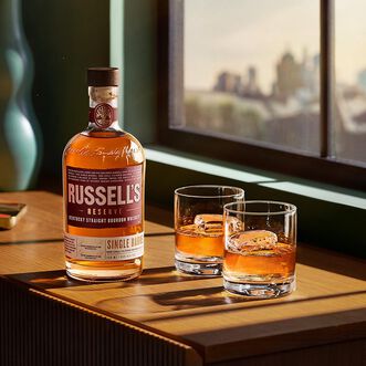 Russell's Reserve Single Barrel Bourbon - Lifestyle
