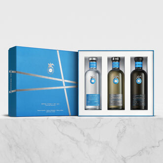 Casa Dragones Sipping Tequila Gift Set - Lifestyle