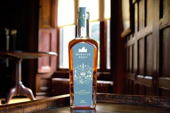 Downton Abbey Finest Blended Scotch Whisky - Lifestyle