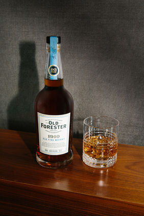 Old Forester 1910 Old Fine Whisky Kentucky Straight Bourbon Whisky - Lifestyle