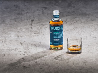 Bruichladdich® Eighteen Single Malt Scotch Whisky, , main_image_2