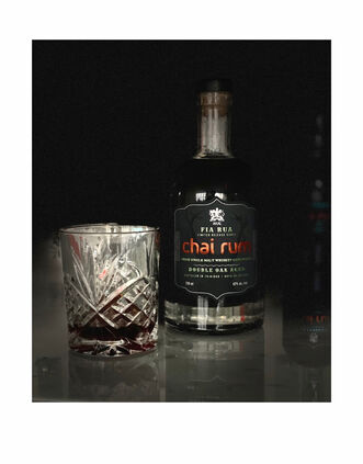 AKAL Chai Rum Fia Rua Irish Whiskey Cask - Lifestyle