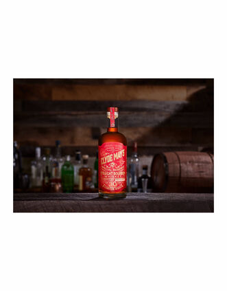 Clyde May's Special Reserve Straight Bourbon 6 YO - Lifestyle