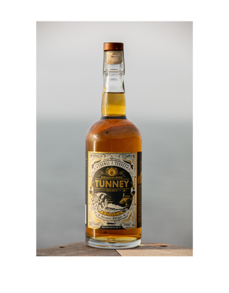 Tunney Reserve Bourbon - Lifestyle