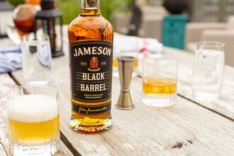 Jameson Black Barrel - Lifestyle